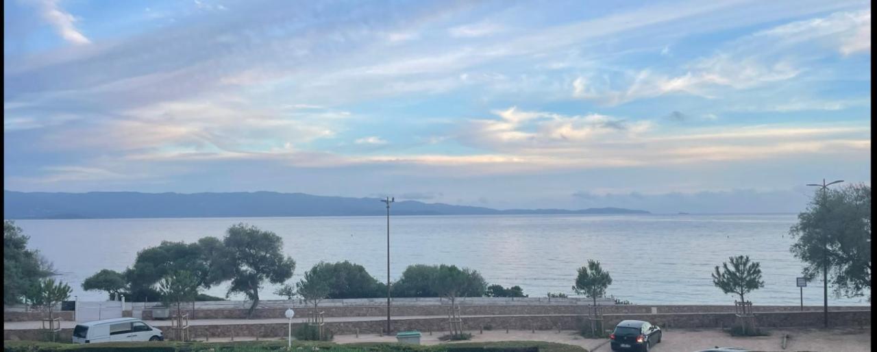 Apartment Superbe Pieds Dans L Eau Face A La De Sable Fin Route Des Iles Des Sanguinaires Ajaccio (Corsica)